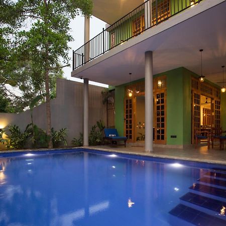 Barefoot Bungalow Hikka Хиккадува Экстерьер фото