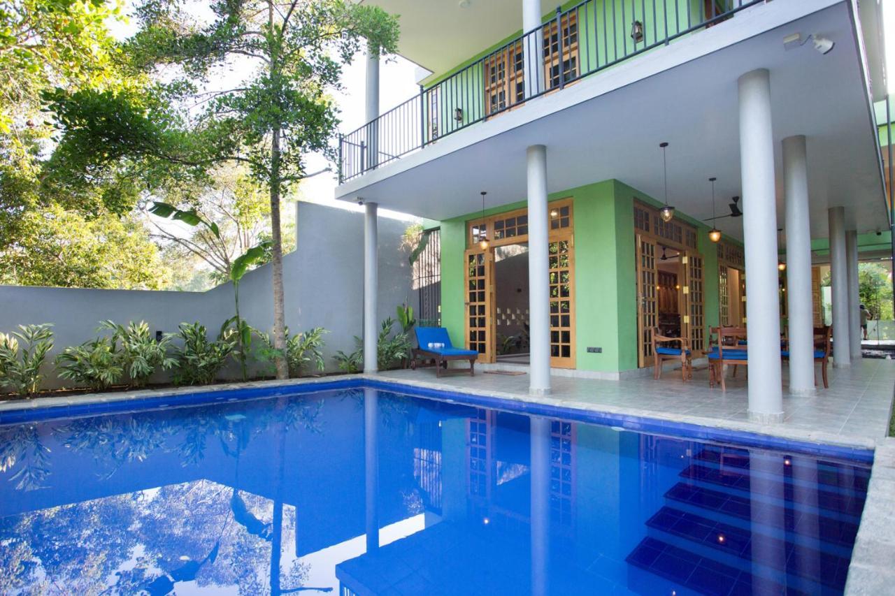 Barefoot Bungalow Hikka Хиккадува Экстерьер фото